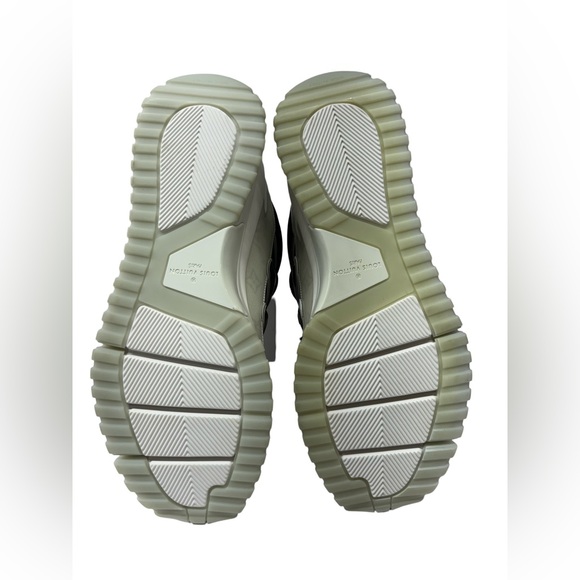 Louis Vuitton Multicolor Coated Canvas and Leather Zig Zag Lace Up Sneakers - Picture 4 of 5